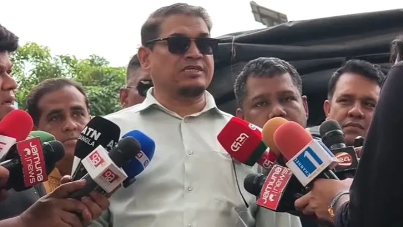‘পুলিশের পোশাকধারী ২ জনের ধাওয়ায় নদীতে ঝাঁপ দেন তাহসিফ’