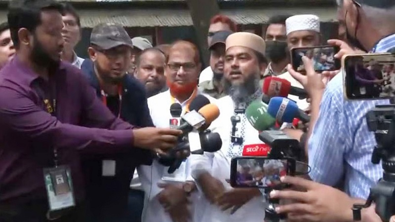 পোলিং এজেন্টদের বের করে দেওয়ার অভিযোগ জামায়াত প্রার্থীর